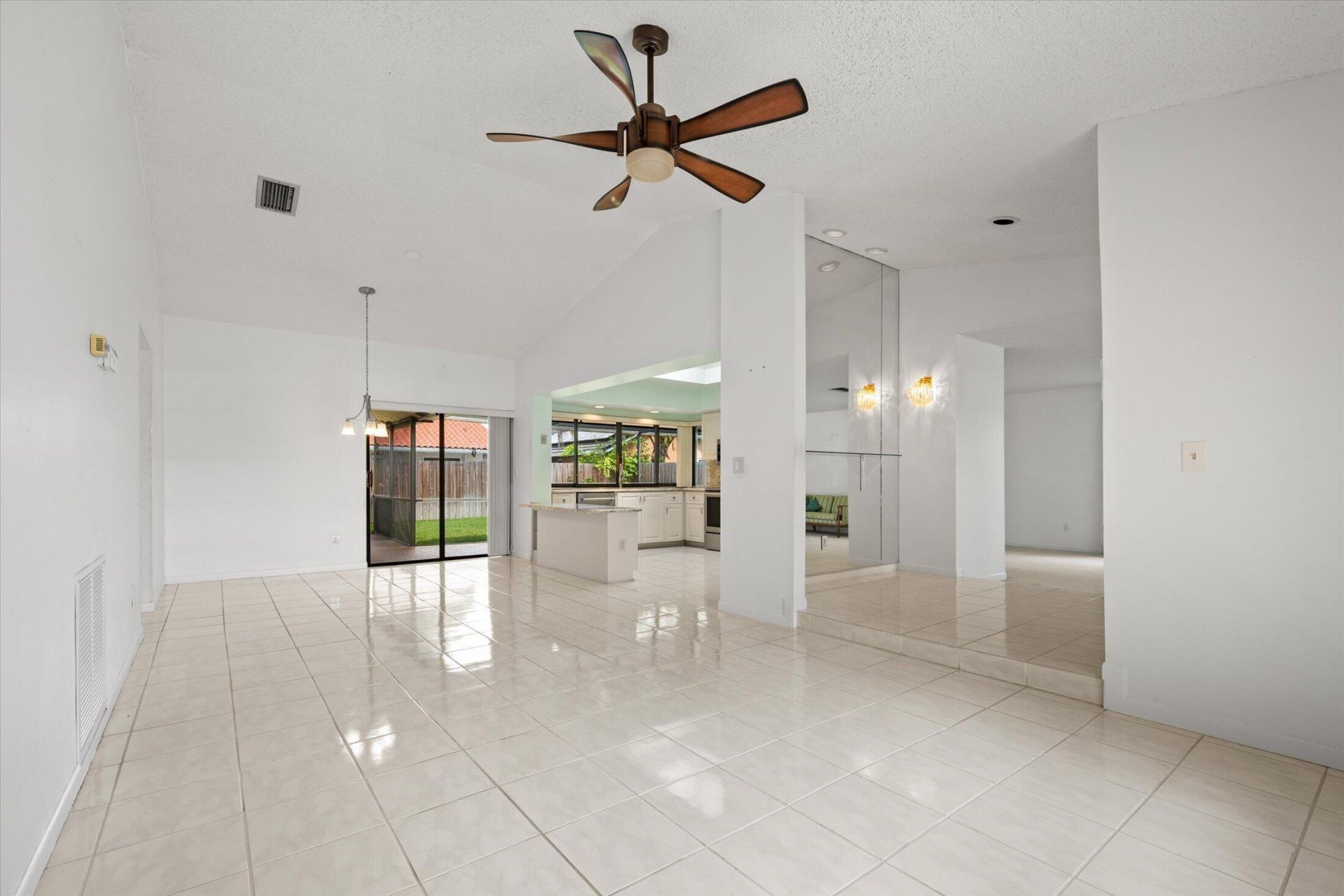 10407 NW 7th Street, Plantation, FL 33324 Photo