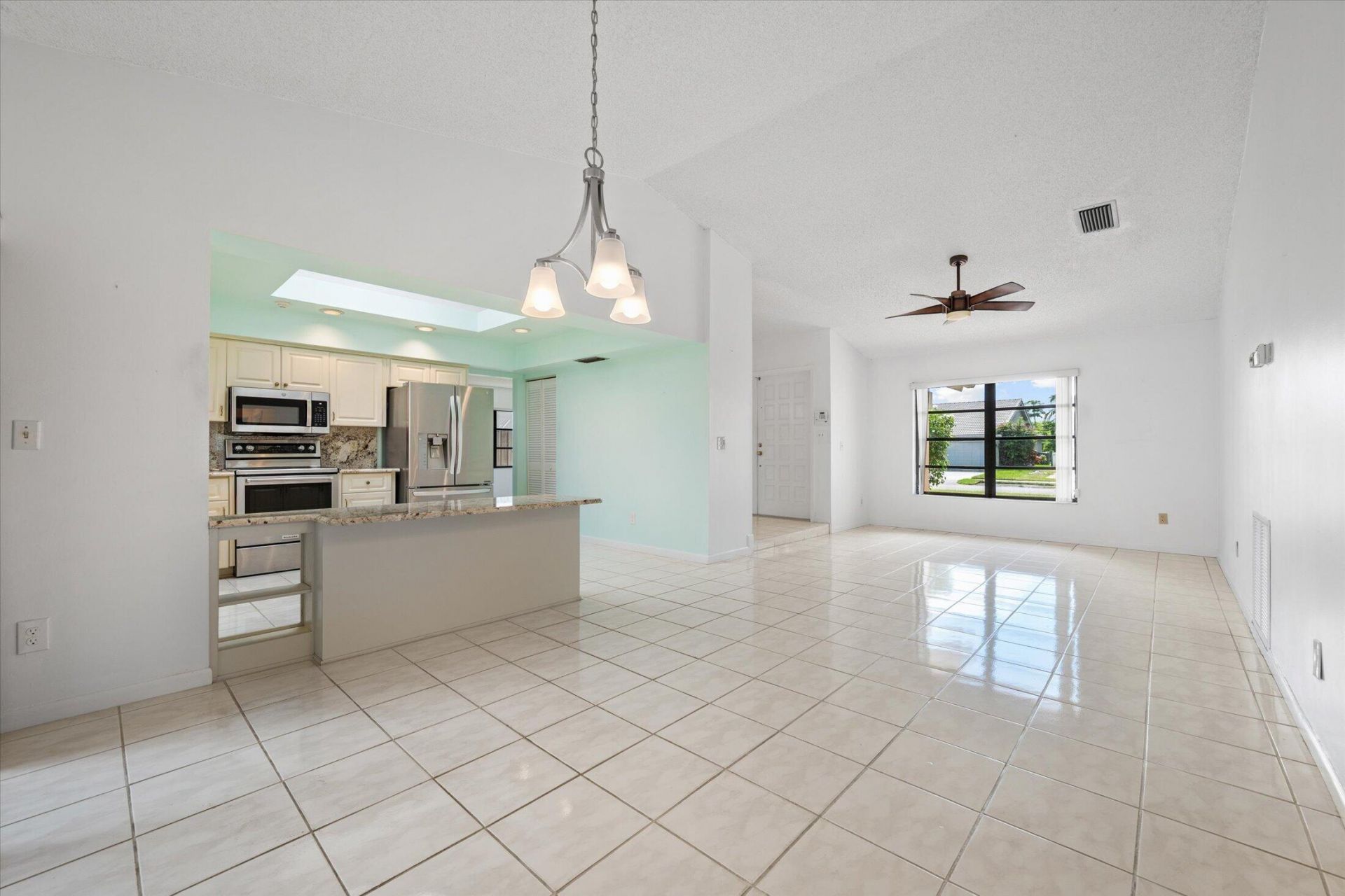 10407 NW 7th Street, Plantation, FL 33324 Photo