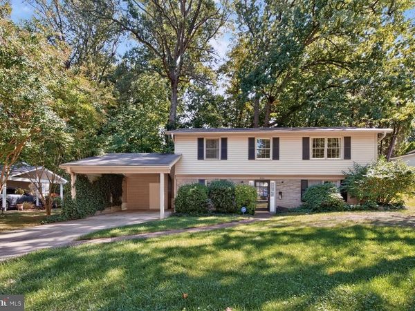6105 FERNLEIGH BOULEVARD, SPRINGFIELD, VA 22152