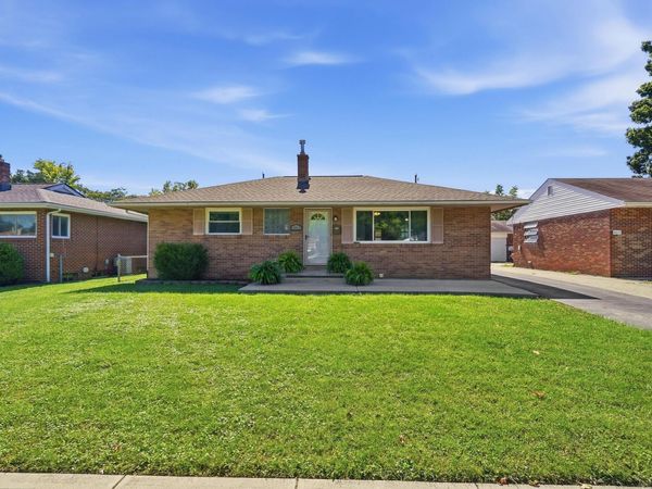 3011 Voeller Circle, Grove City, OH 43123