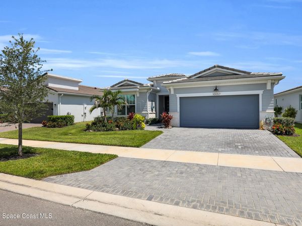 10057 SW Carnelian Street , Port St. Lucie, FL 34987