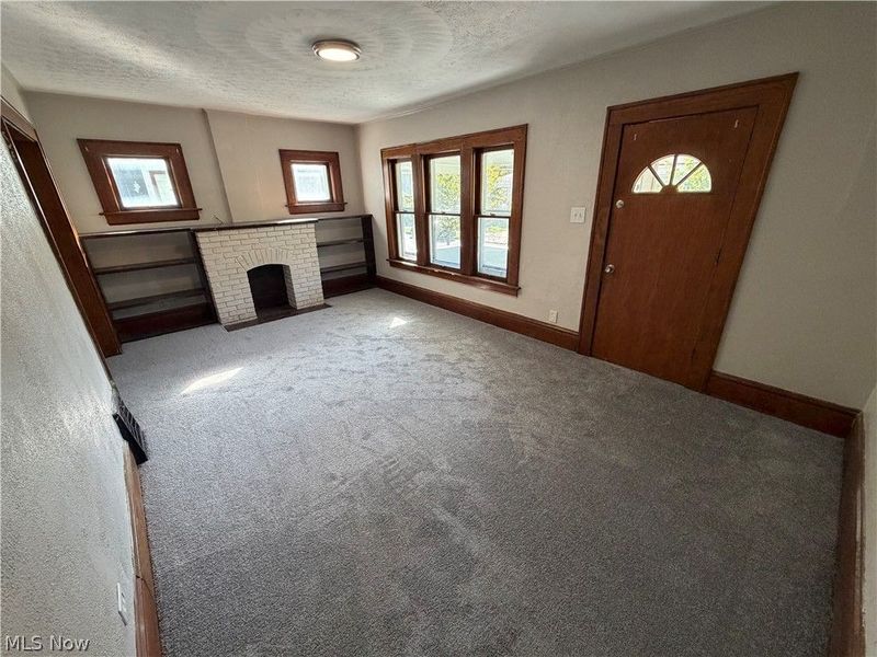 1201 Sherman Street, Akron, OH 44301 Photo 2