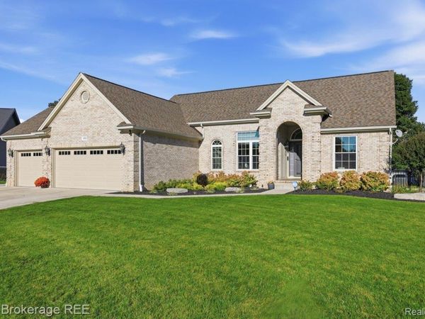 5353 Sequoia Court, Burton, Mi 48439