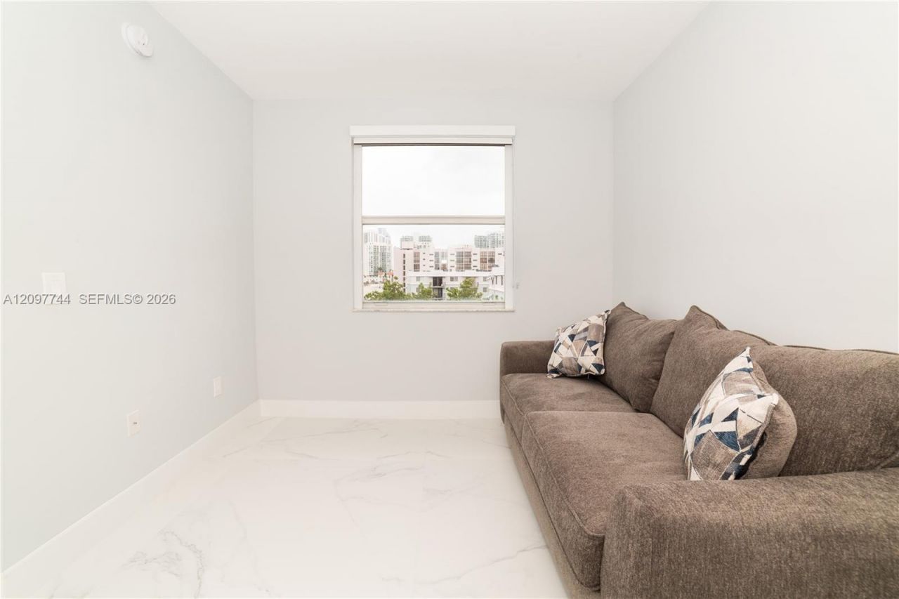 17145 N Bay Rd , Unit 4607, Sunny Isles Beach, FL 33160 Photo