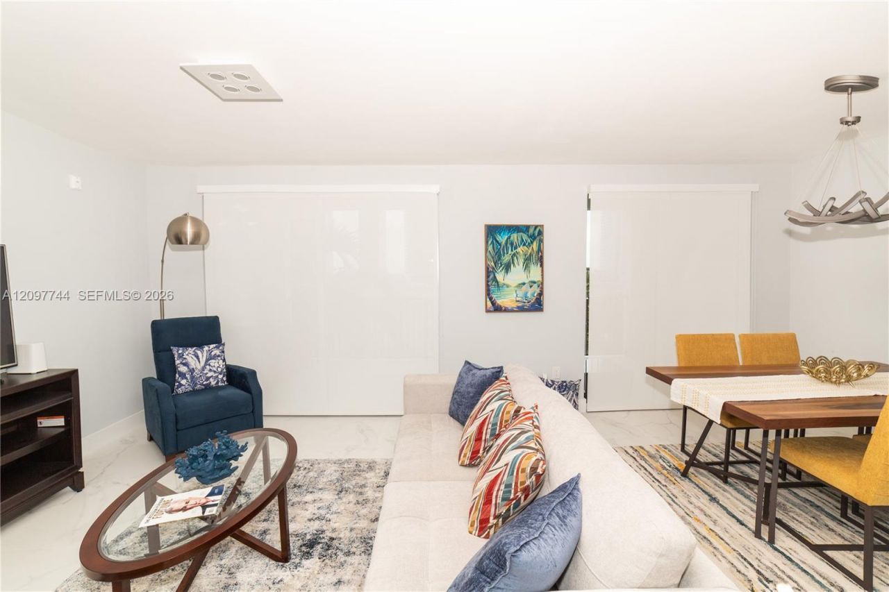 17145 N Bay Rd , Unit 4607, Sunny Isles Beach, FL 33160 Photo