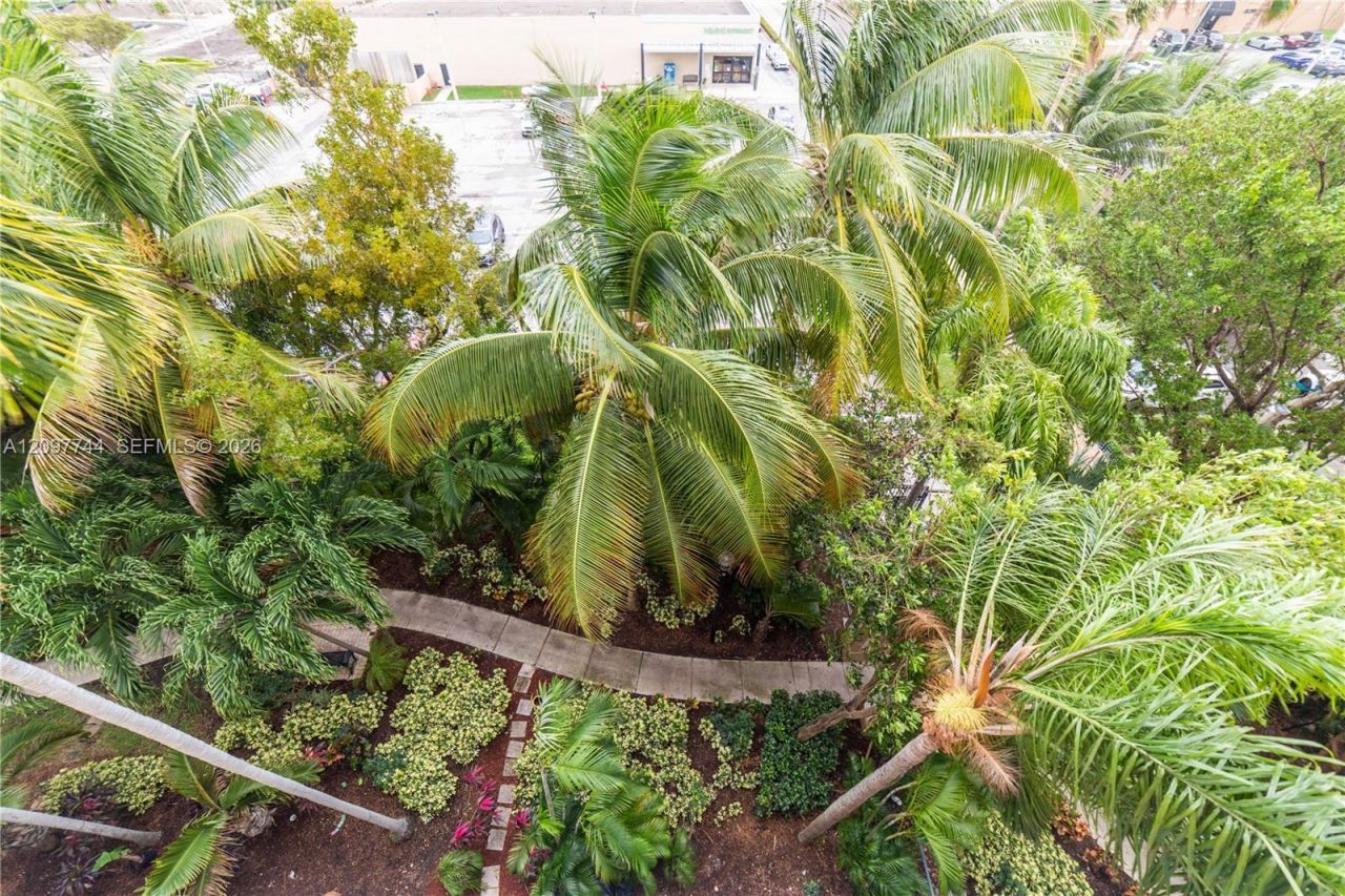 17145 N Bay Rd , Unit 4607, Sunny Isles Beach, FL 33160 Photo