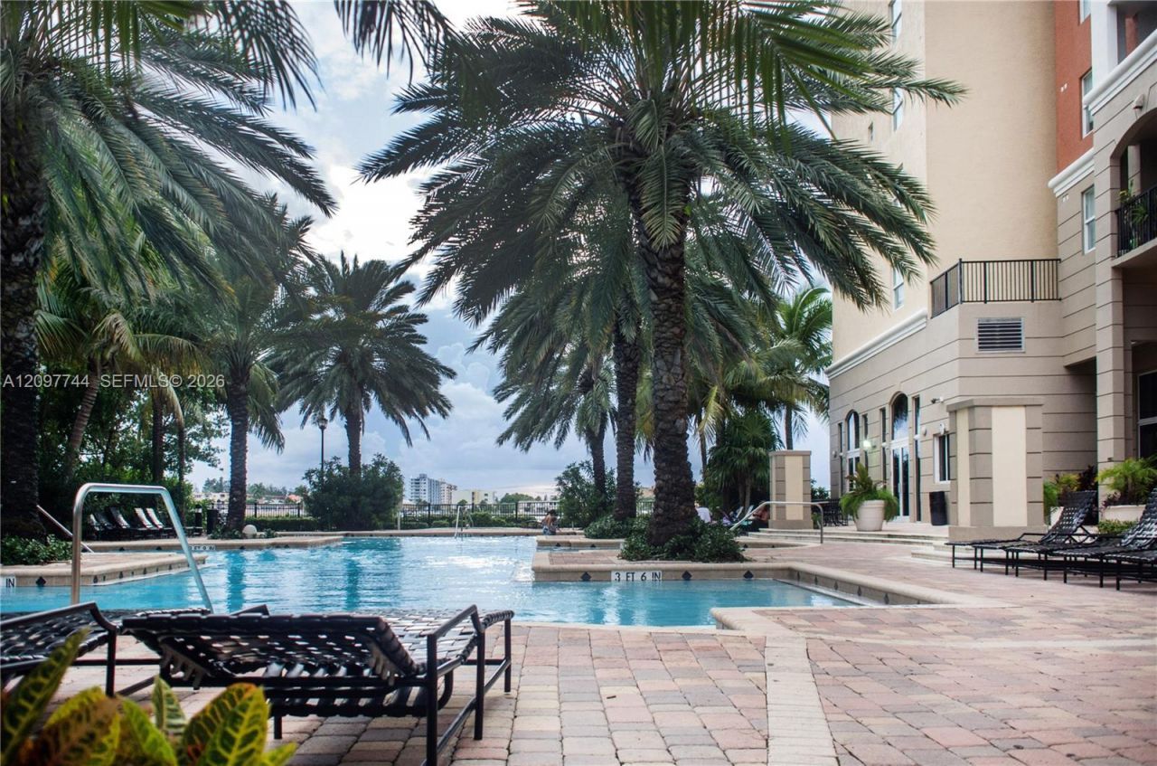 17145 N Bay Rd , Unit 4607, Sunny Isles Beach, FL 33160 Photo