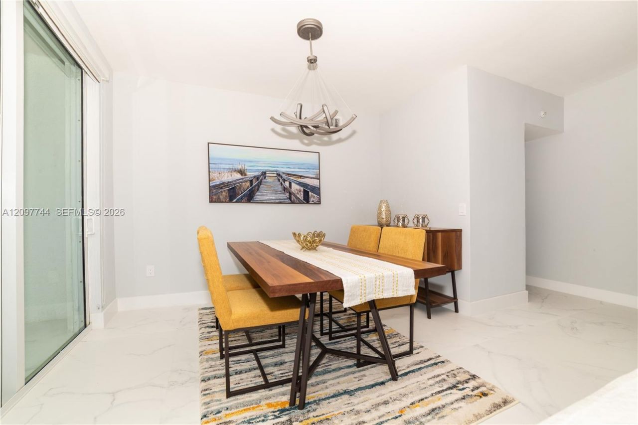 17145 N Bay Rd , Unit 4607, Sunny Isles Beach, FL 33160 Photo