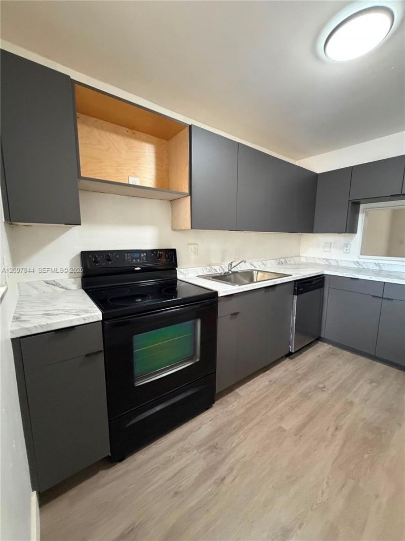 3390 Foxcroft Rd , Unit C107, Miramar, FL 33025 Photo