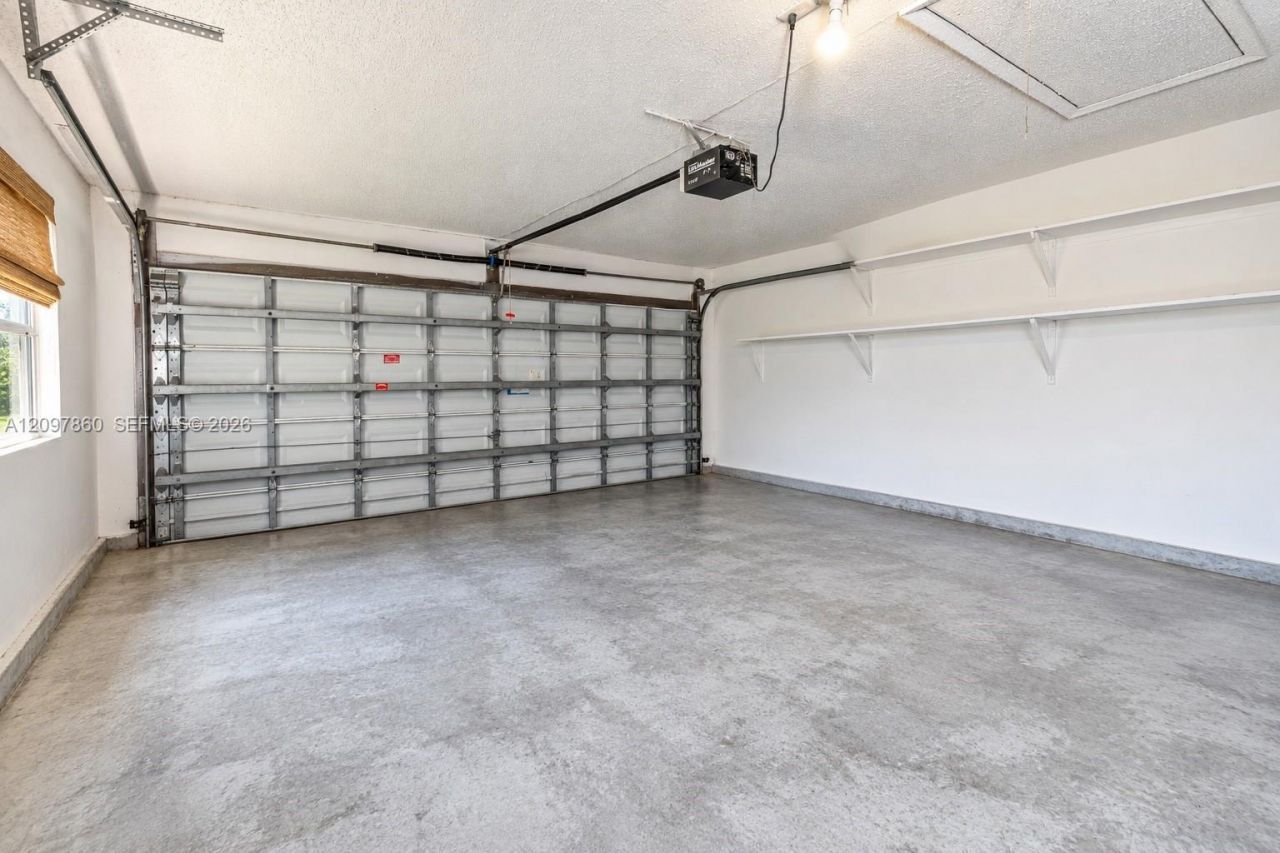 5600 NW 57th Way , Tamarac, FL 33319 Photo