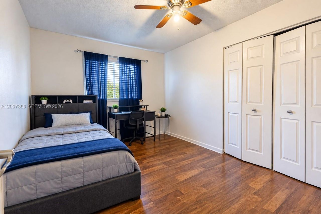 5600 NW 57th Way , Tamarac, FL 33319 Photo