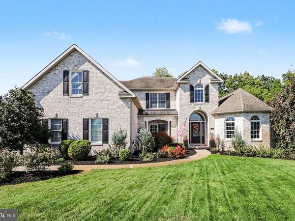 1402 WELLGATE LANE, MECHANICSBURG, PA 17055