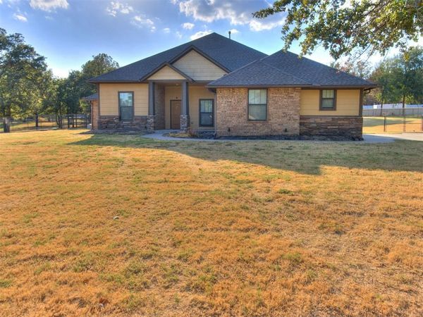 3023 Piper Lane, Choctaw, OK 73020