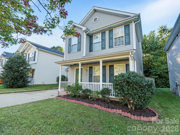 5724 Henderson Oaks Drive , Charlotte, NC 28269