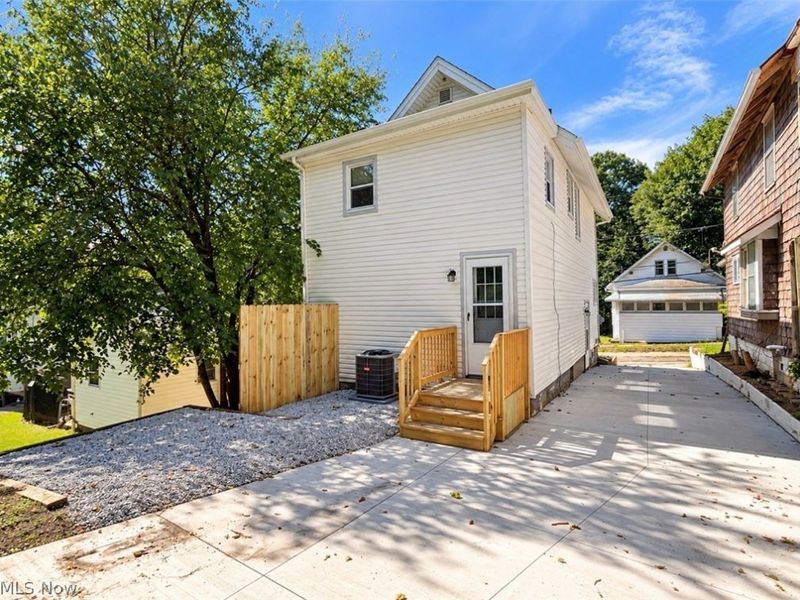 847 Keeney Street, Akron, OH 44310 Photo 16