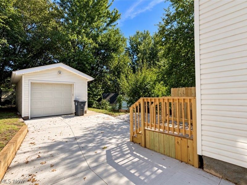 847 Keeney Street, Akron, OH 44310 Photo 17
