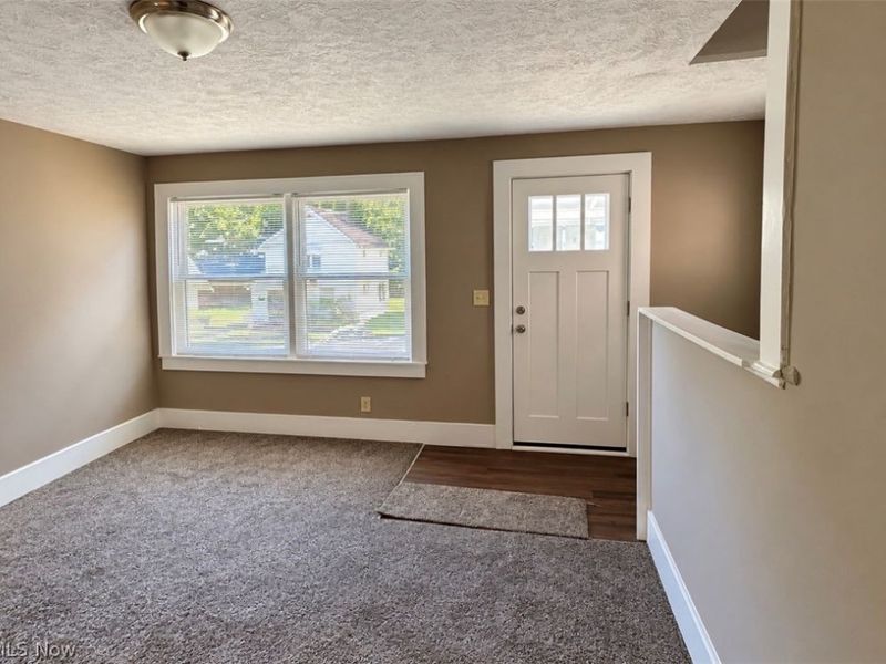 847 Keeney Street, Akron, OH 44310 Photo 6