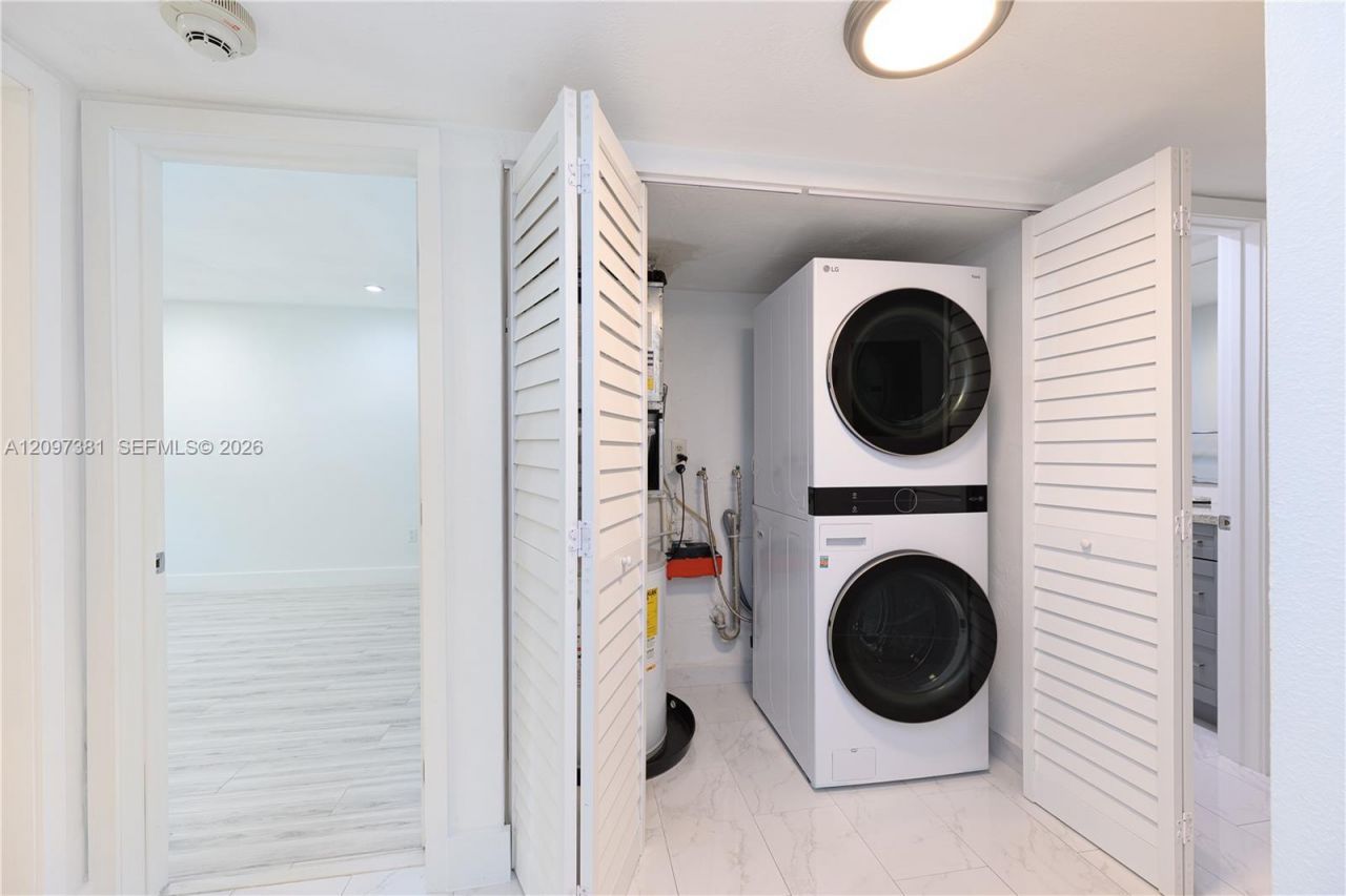 15888 SW 95th Ave , Unit 218, Miami, FL 33157 Photo