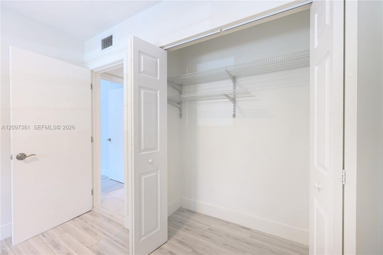 15888 SW 95th Ave , Unit 218, Miami, FL 33157 Photo