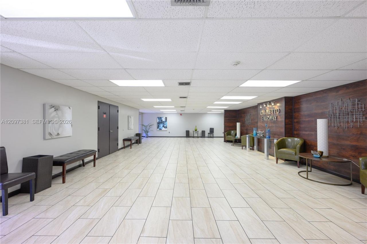 15888 SW 95th Ave , Unit 218, Miami, FL 33157 Photo