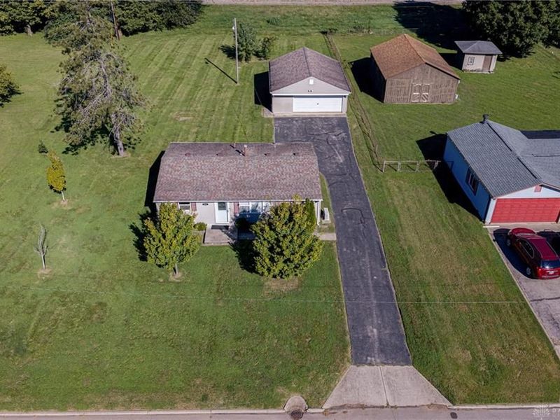 3561 Parallel Road, Moraine, OH 45439 Photo 2