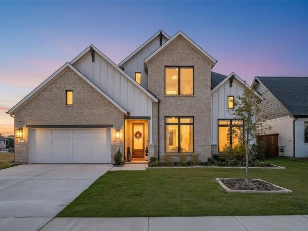 412 Fire Blade Drive, Aledo, TX 76008