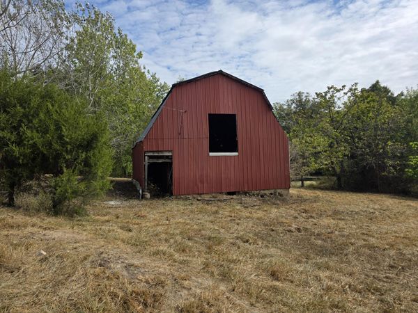 1454 County Road 1210 , Willow Springs, MO 65793