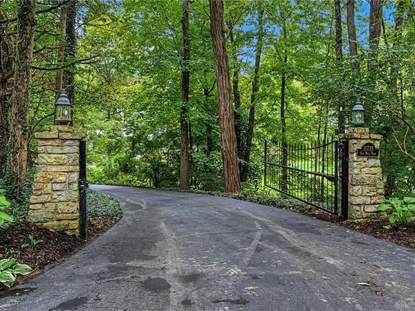 11735 Old Mill Road, Englewood, OH 45322