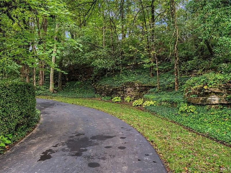 11735 Old Mill Road, Englewood, OH 45322 Photo 2