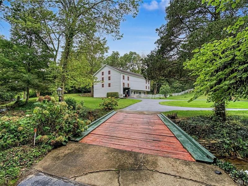 11735 Old Mill Road, Englewood, OH 45322 Photo 5
