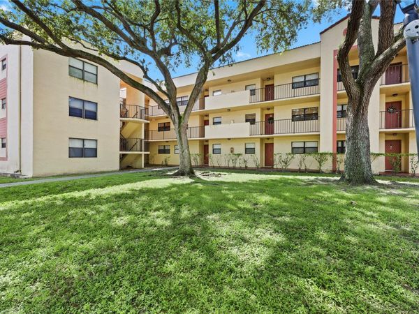 3199 FOXCROFT Road, Unit 304, Miramar, FL 33025
