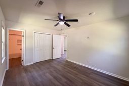 143 Dorchester Manor Boulevard photo 4