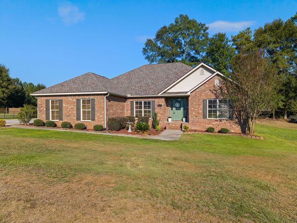 78 Coyote, Ellisville, MS 39437