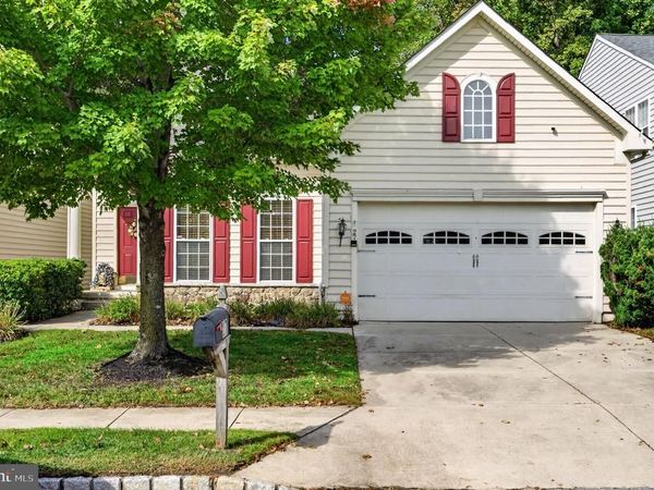 27 HEARTHSTONE BOULEVARD, PEMBERTON, NJ 08068