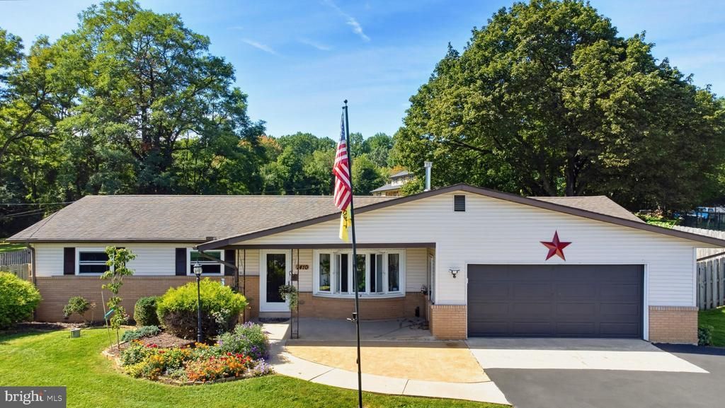 1410 STATE STREET , MERTZTOWN, PA 19539