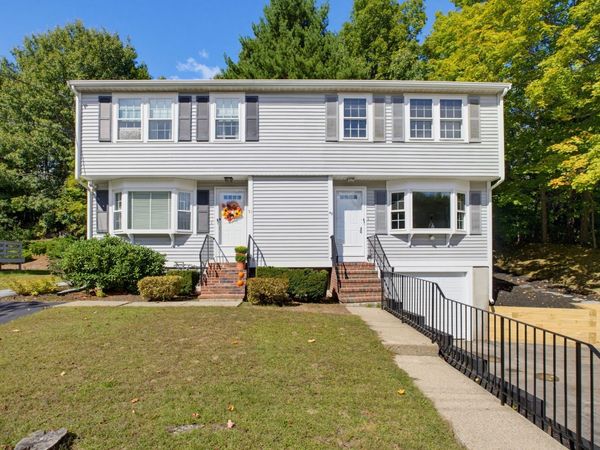 49 Gill St, Unit 1, Walpole, MA 02081