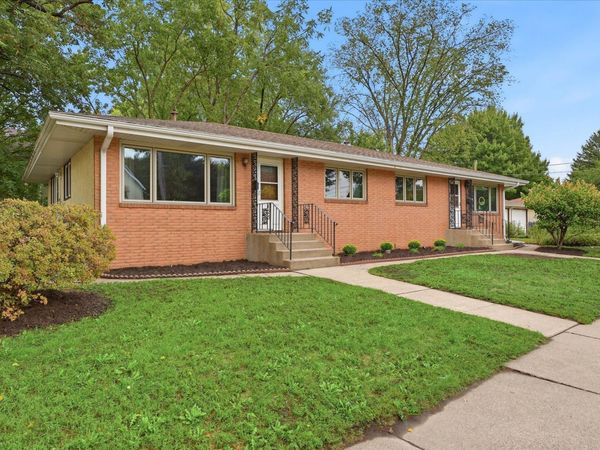 625 Summer Street NE, Minneapolis, MN 55413