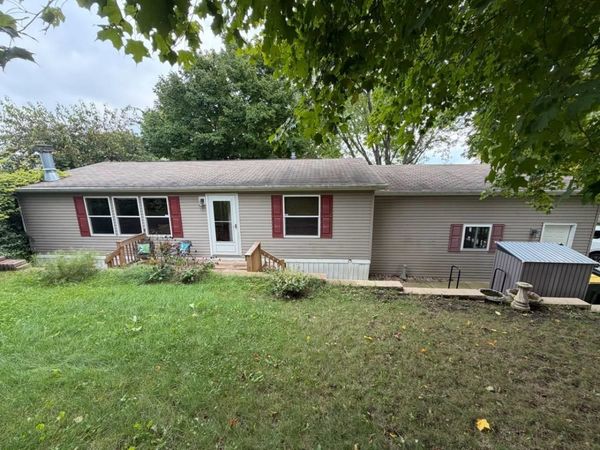 38 Apple Hill Drive, Blue Mounds, WI 53517