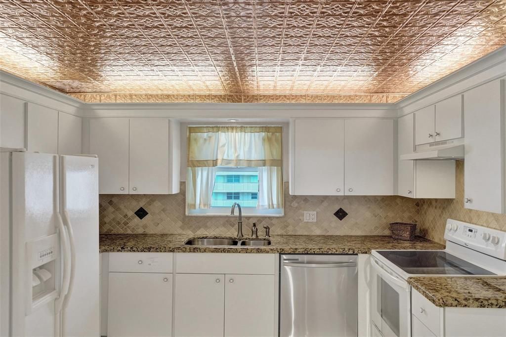 1050 Hillsboro Mile, Unit 805W, Hillsboro Beach, FL 33062 Photo