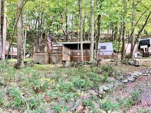 159 Stag Run , Milford, PA 18337