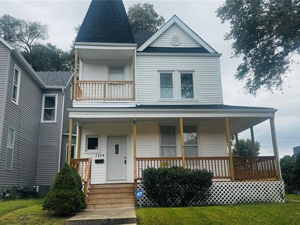 7226 Virginia Avenue , St Louis, MO 63111