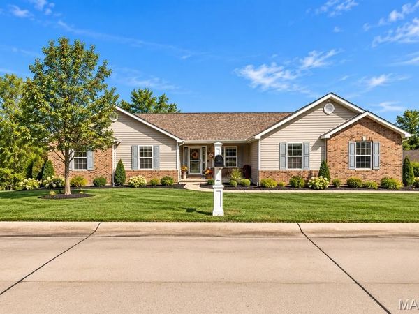 224 Washington Heights Drive , Washington, MO 63090