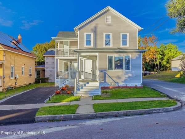 613 E Locust Street , Scranton, PA 18505
