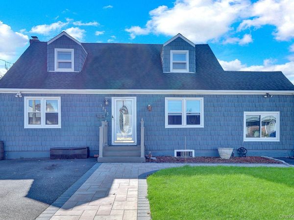 1233 12th Street, West Babylon, NY 11704