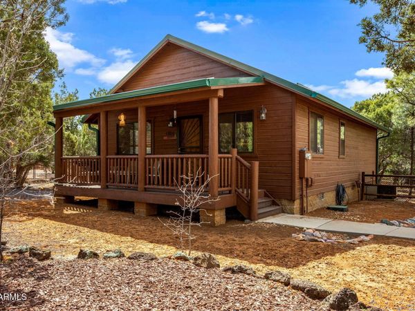 1800 N BISON Court, Show Low, AZ 85901