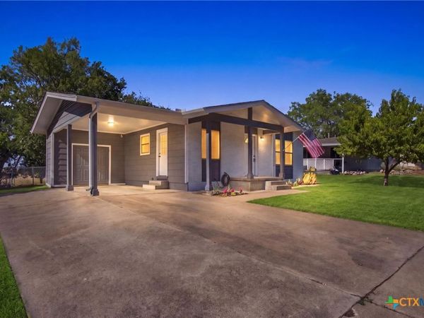 714 W Avenue Avenue , Copperas Cove, TX 76522
