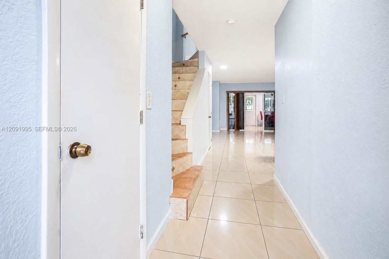 7000 W 15th Ct , Hialeah, FL 33014 Photo