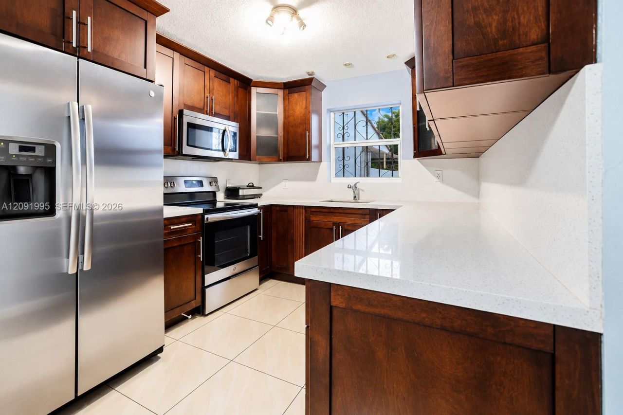 7000 W 15th Ct , Hialeah, FL 33014 Photo