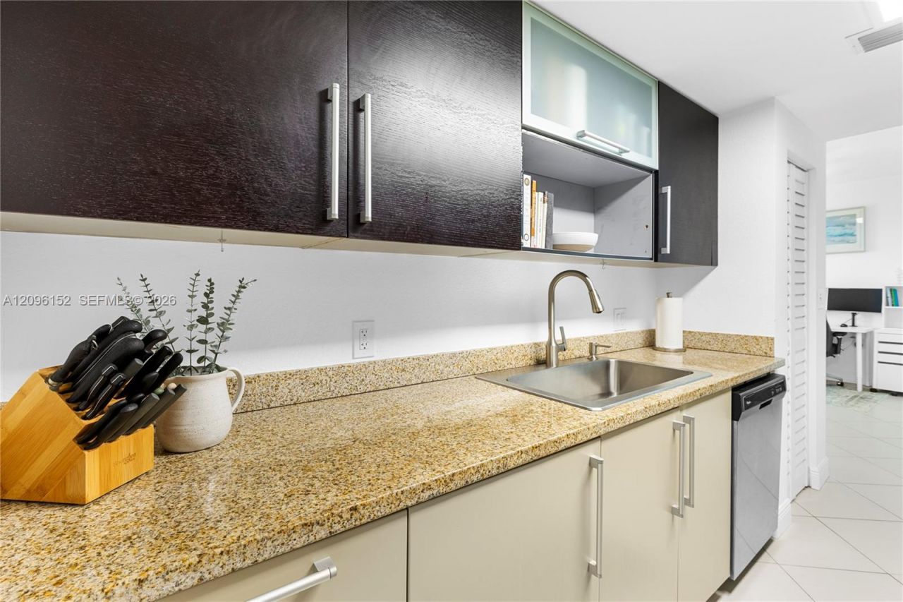 500 NE 29th St , Unit 804, Miami, FL 33137 Photo