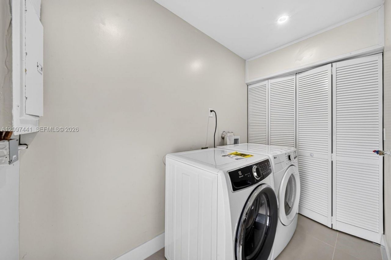 2216 SW 62nd Ave , Unit 1, Miami, FL 33155 Photo
